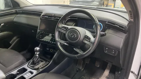 HYUNDAI TUCSON 1.6 TGDi SE Connect 2WD