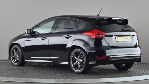 FORD FOCUS 1.5 TDCi 120 ST-Line X