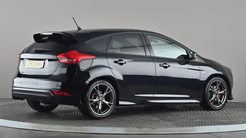 FORD FOCUS 1.5 TDCi 120 ST-Line X