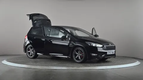 FORD FOCUS 1.5 TDCi 120 ST-Line X