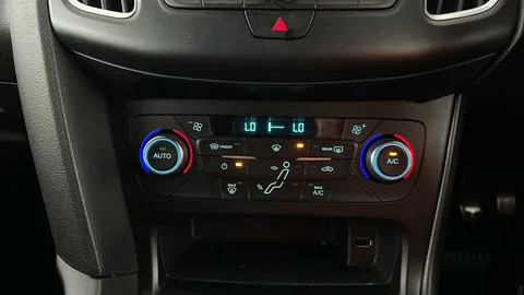 FORD FOCUS 1.5 TDCi 120 ST-Line X