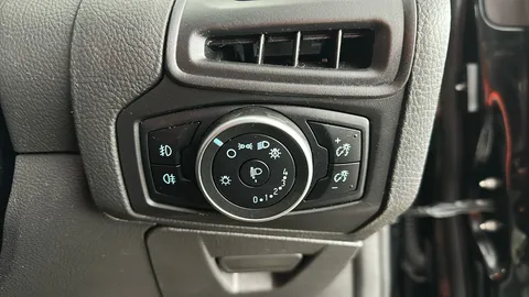 FORD FOCUS 1.5 TDCi 120 ST-Line X