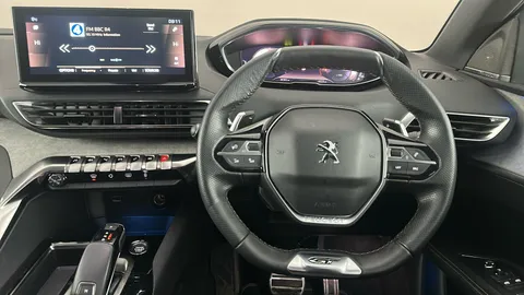 PEUGEOT 3008 1.2 PureTech GT Premium EAT8