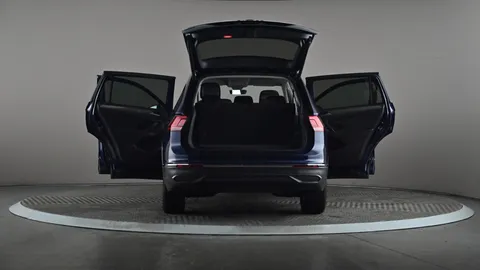 Volkswagen Tiguan Allspace 1.5 TSI Life DSG [7 Seats]