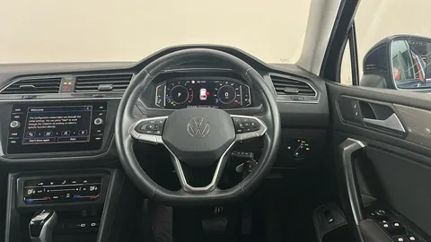 Volkswagen Tiguan Allspace 1.5 TSI Life DSG [7 Seats]