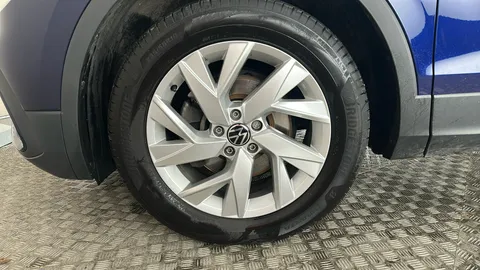 Volkswagen Tiguan Allspace 1.5 TSI Life DSG [7 Seats]