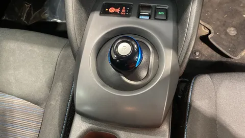 NISSAN LEAF 110kW Acenta 40kWh Auto [6.6kw Charger]