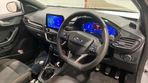 FORD PUMA 1.0 EcoBoost Hybrid mHEV ST-Line