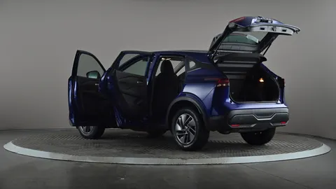 NISSAN QASHQAI 1.3 DiG-T MH Acenta Premium