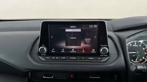 NISSAN QASHQAI 1.3 DiG-T MH Acenta Premium