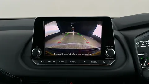 NISSAN QASHQAI 1.3 DiG-T MH Acenta Premium