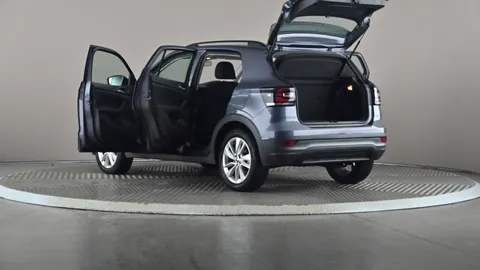 VOLKSWAGEN T-CROSS 1.0 TSI 110 SE DSG