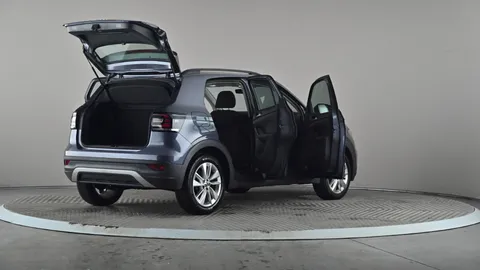 VOLKSWAGEN T-CROSS 1.0 TSI SE