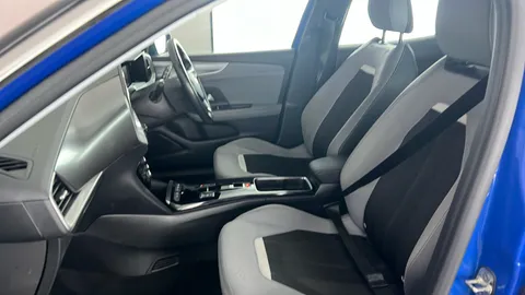 VAUXHALL MOKKA 100kW Elite Premium 50kWh Auto