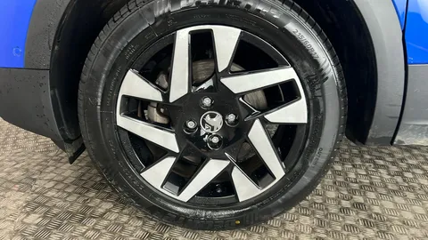 VAUXHALL MOKKA 100kW Elite Premium 50kWh Auto