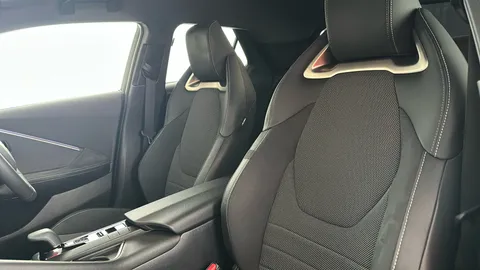 TOYOTA C-HR 2.0 PHEV Excel CVT