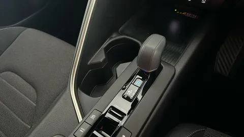 TOYOTA C-HR 2.0 PHEV Excel CVT