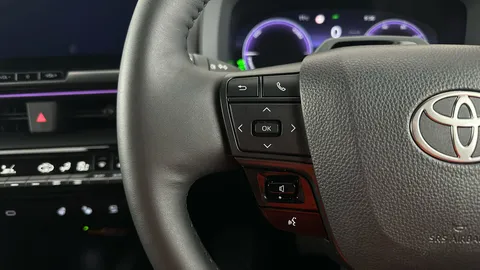 TOYOTA C-HR 2.0 PHEV Excel CVT