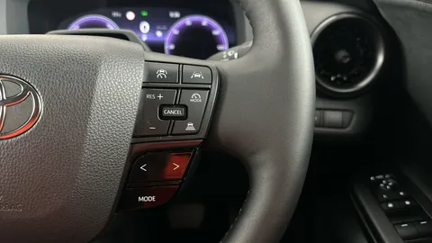 TOYOTA C-HR 2.0 PHEV Excel CVT