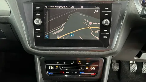 Volkswagen Tiguan Allspace 1.5 TSI Life [7 Seats]