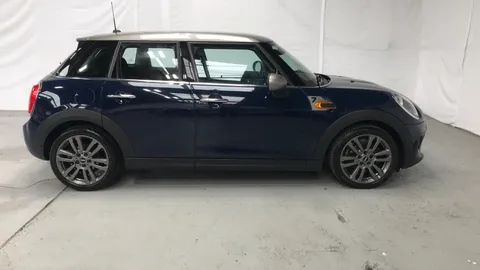 MINI HATCHBACK 1.5 Cooper Seven