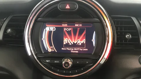 MINI HATCHBACK 1.5 Cooper Seven