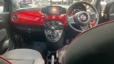 FIAT 500 1.0 Mild Hybrid Red