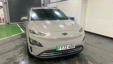 HYUNDAI KONA 150kW Premium 64kWh Auto
