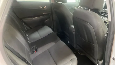 HYUNDAI KONA 150kW Premium 64kWh Auto