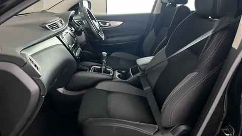 NISSAN QASHQAI 1.3 DiG-T N-Connecta