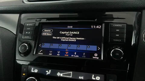 NISSAN QASHQAI 1.3 DiG-T N-Connecta