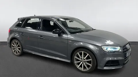 AUDI A3 30 TFSI 116 Black Edition