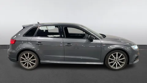 AUDI A3 30 TFSI 116 Black Edition