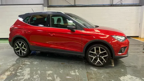 SEAT ARONA 1.0 TSI 110 FR Sport [EZ]