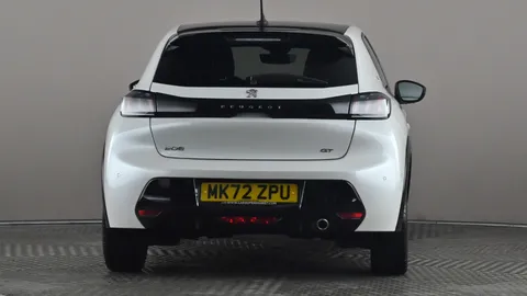 PEUGEOT 208 1.2 PureTech 100 GT