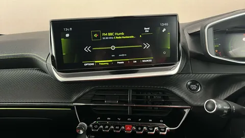 PEUGEOT 208 1.2 PureTech 100 GT