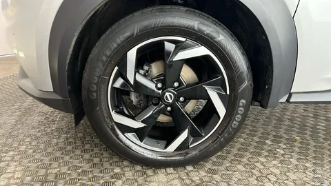 NISSAN JUKE 1.0 DiG-T 114 N-Connecta