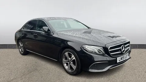 MERCEDES-BENZ E CLASS E 200 SE 9G-Tronic