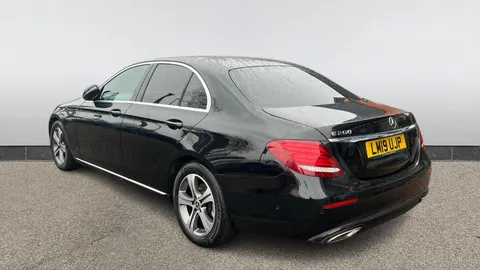 MERCEDES-BENZ E CLASS E 200 SE 9G-Tronic