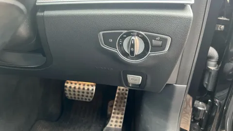 MERCEDES-BENZ E CLASS E 200 SE 9G-Tronic