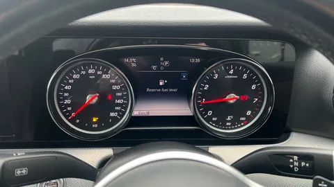 MERCEDES-BENZ E CLASS E 200 SE 9G-Tronic