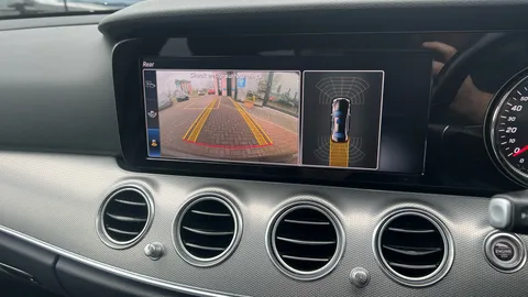 MERCEDES-BENZ E CLASS E 200 SE 9G-Tronic