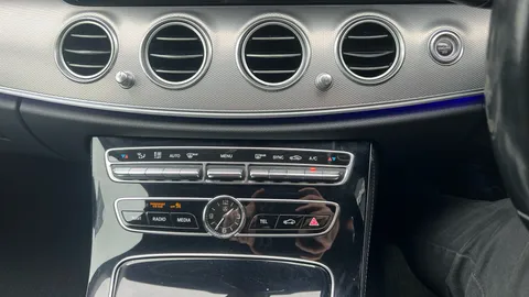 MERCEDES-BENZ E CLASS E 200 SE 9G-Tronic