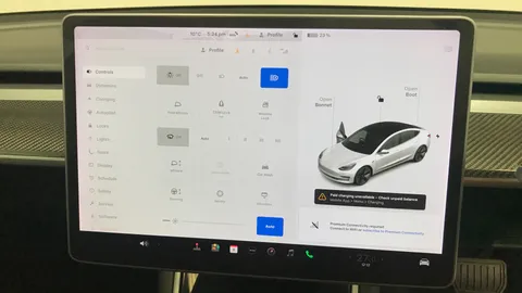 TESLA MODEL 3 Standard Plus Auto
