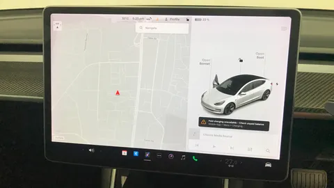 TESLA MODEL 3 Standard Plus Auto