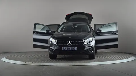 MERCEDES-BENZ GLA GLA 180 Urban Edition Auto