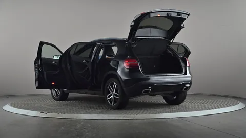 MERCEDES-BENZ GLA GLA 180 Urban Edition Auto