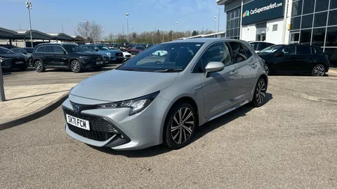 TOYOTA COROLLA 1.8 VVT-i Hybrid Design CVT