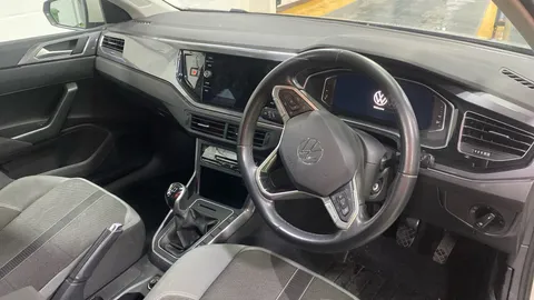 VOLKSWAGEN POLO 1.0 TSI Style