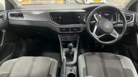 VOLKSWAGEN POLO 1.0 TSI Style